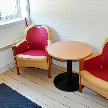 Holiday home One-bedroom Holiday In Brekstad Lysesund